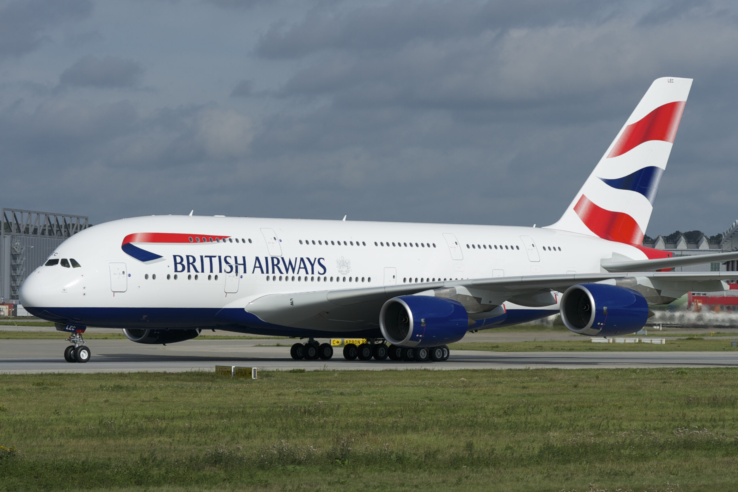 British Airways Flight Returns to London Due to Technical Complications Over Canadian Airspace