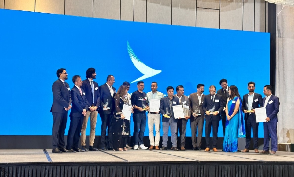 Prabas Travel Receives Prestigious Awards from Leading Airlines