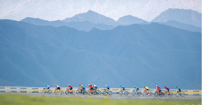 Cyclists Compete in Stage 4 of the 23rd Tour of Qinghai Lake