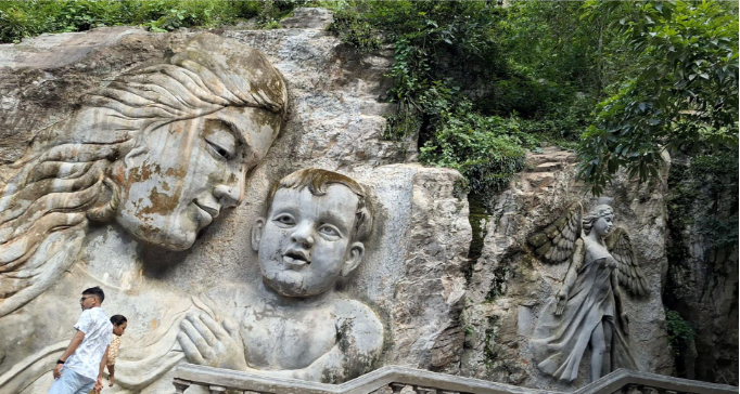 Unique Rock Carvings in Aabukhaireni Aim to Boost Tourism
