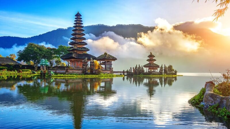 Indonesia’s Tourism Sector Eyes Revival Amidst Global Challenges