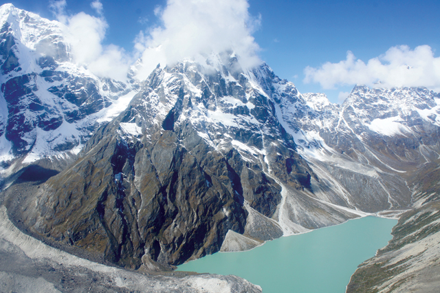 Solukhumbu: A Premier Destination for Adventure Tourism
