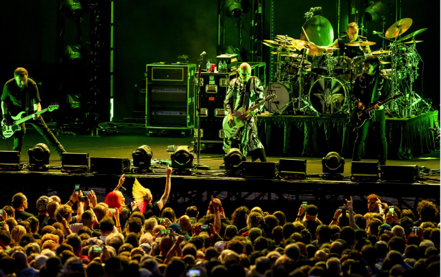 The Smashing Pumpkins Rock the 58th Montreux Jazz Festival