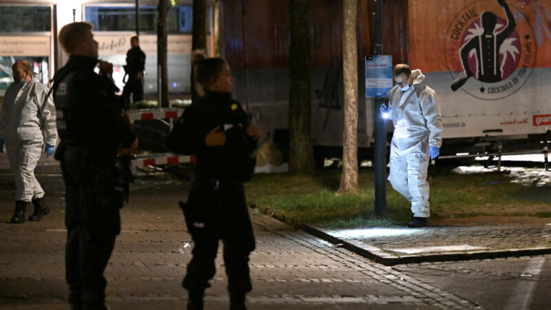 Knife Attack at Solingen Festival Leaves Three Dead, Four Injured; Manhunt Underway