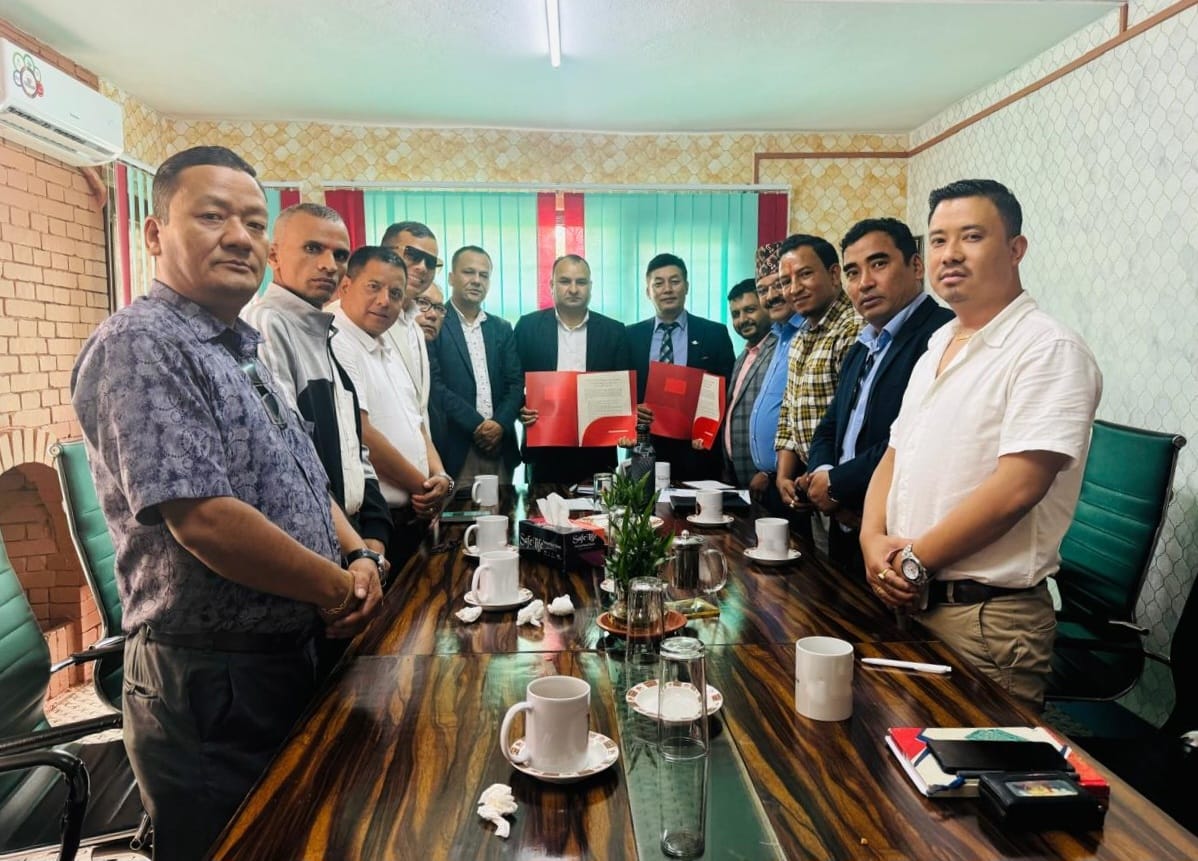 Sagarmatha Lumbini Insurance and Nepal Tourist Vehicle Association Sign Agreement to Simplify Vehicle Insurance and Claims Process