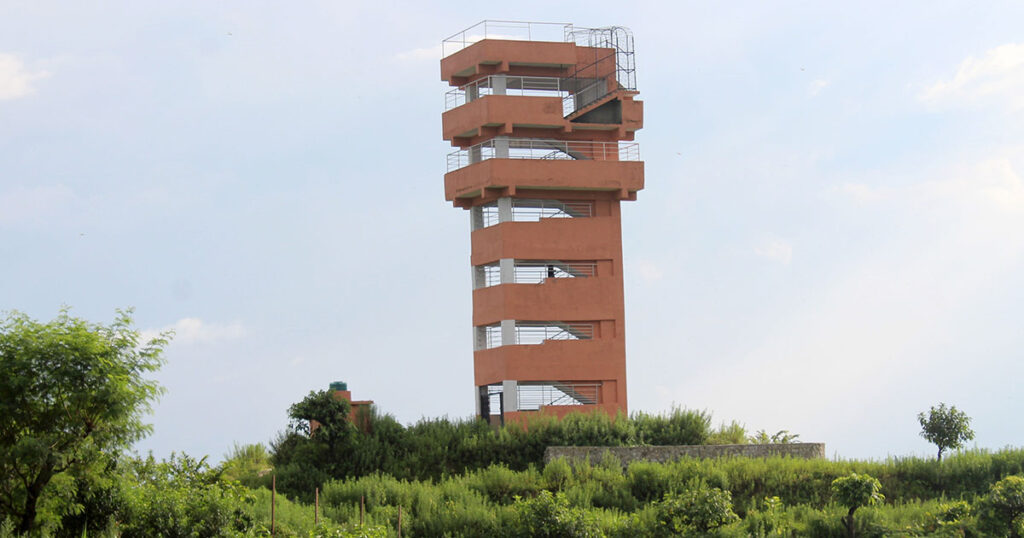 Neglected View Tower in Kawasoti: Concerns Raised Over Security and Maintenance