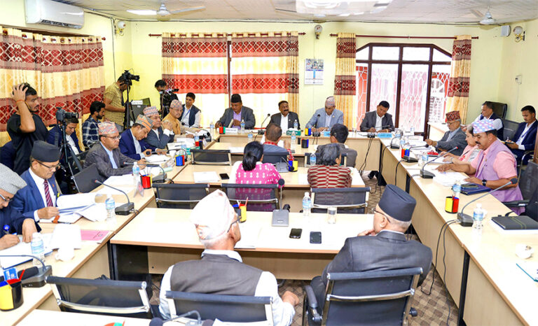 House Governance Committee Directs Reduction in Airfare