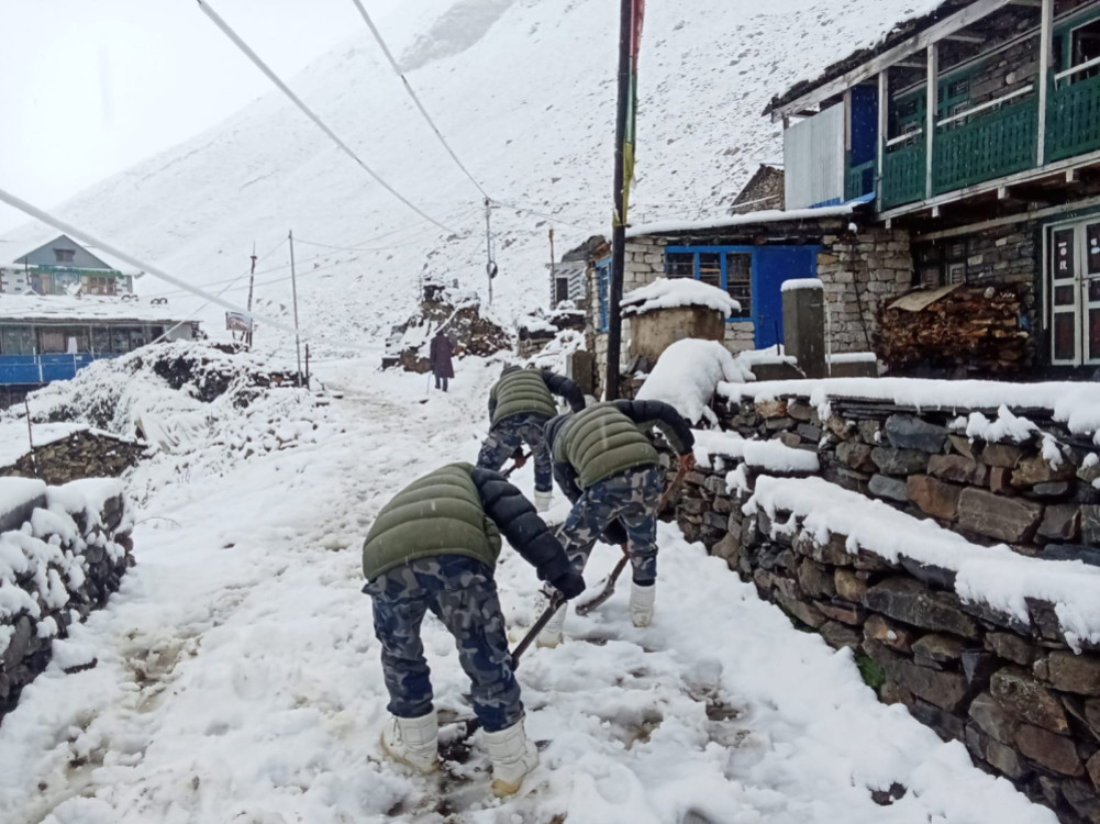 Snowfall in Samdo, Northern Gorkha Disrupts Daily Life and Tourism