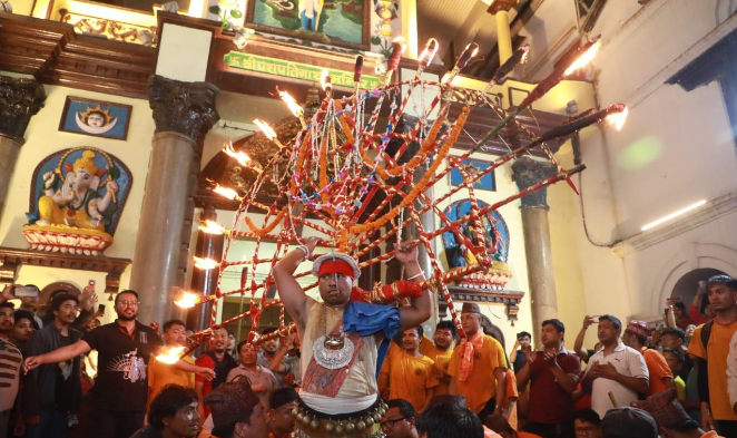 Jibro Chedne Jatra Returns to Bhaktapur after Completing Pashupati Circuit