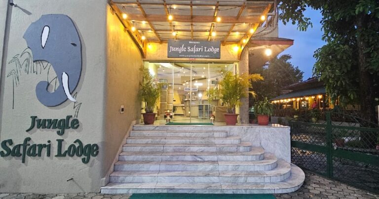 Jungle Safari Lodge Launches ‘Dashain Tihar in Sauraha’ Package for Nepali Tourists