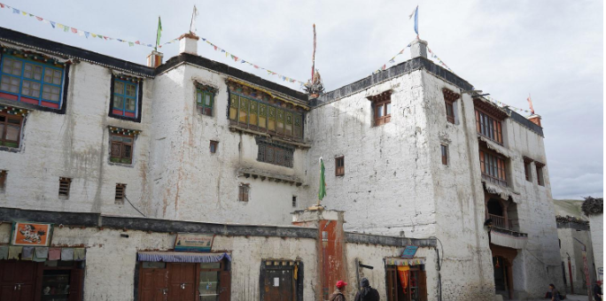Lomanthang Palace: A 700-Year-Old Historical Marvel in Mustang