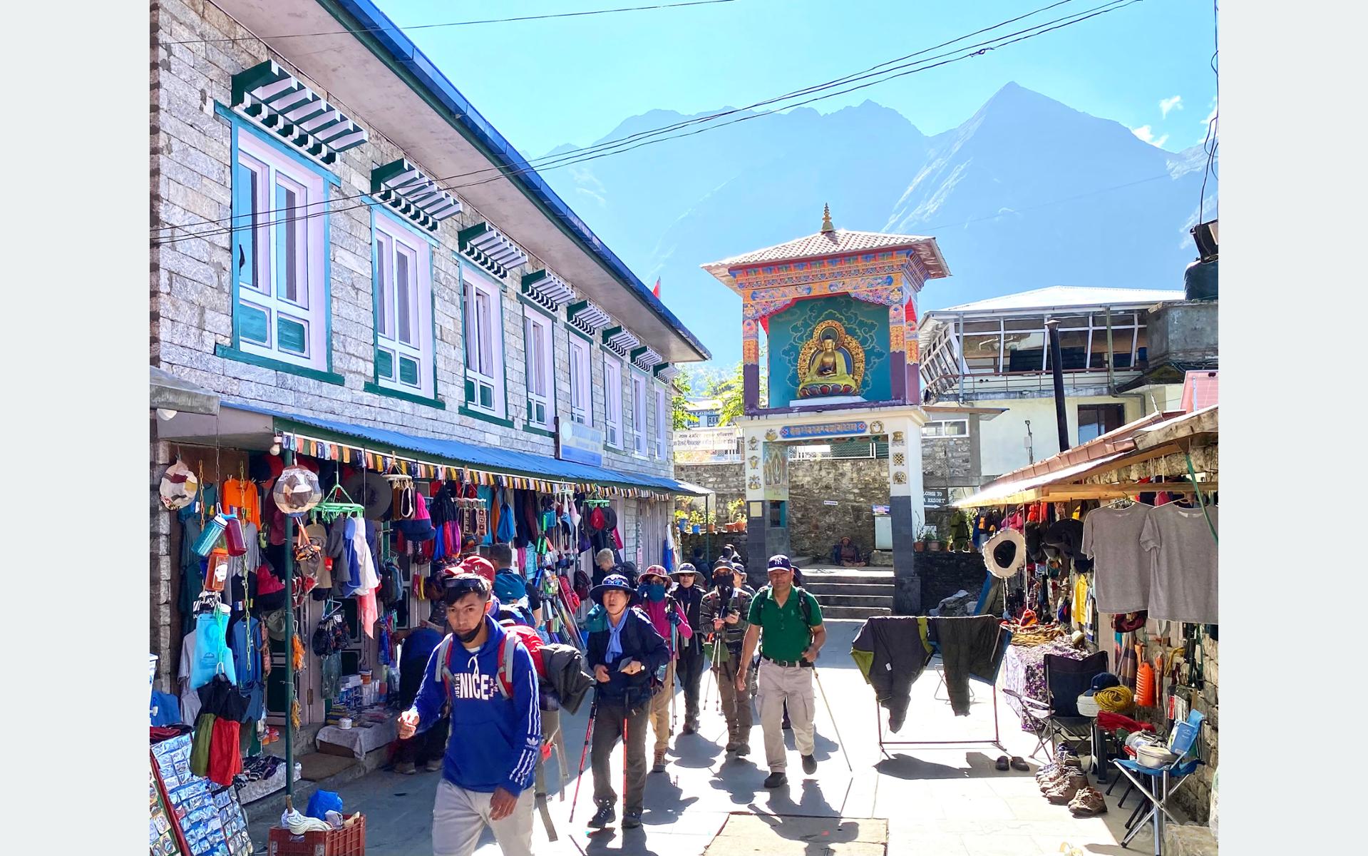 Improved Weather Boosts Tourist Flow to Khumbu Region