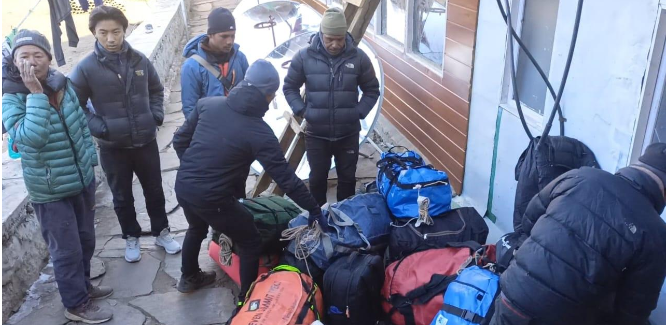 Tourist Season in Khumbu Overshadows Dashain Celebrations for Local Workers