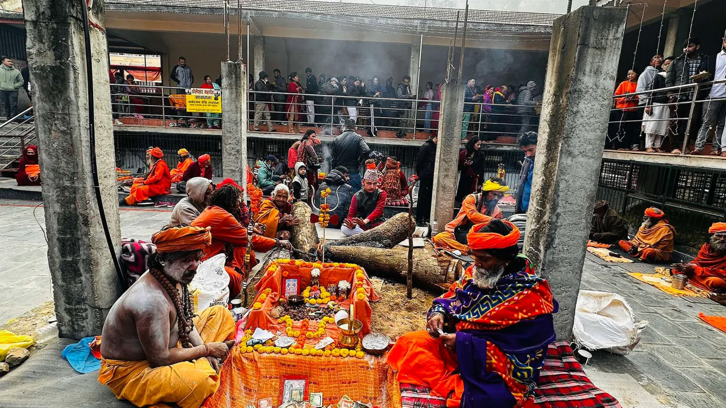 Maha Shivaratri Sees Massive Gathering of 60,000 at Doleshwar Mahadev