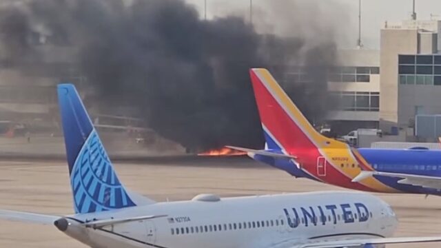 Denver Airport in Crisis: Fierce Fire Strikes American Airlines Aircraft
