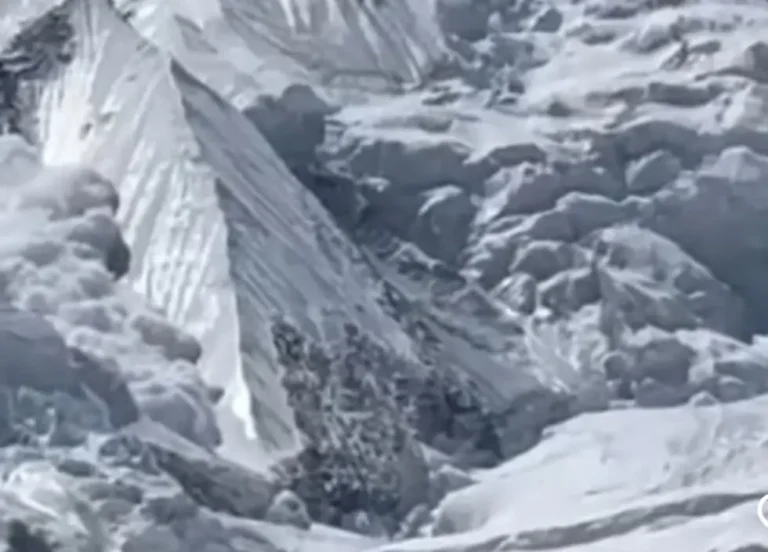 Annapurna Avalanche: Urgent Search for Missing Sherpas Intensifies