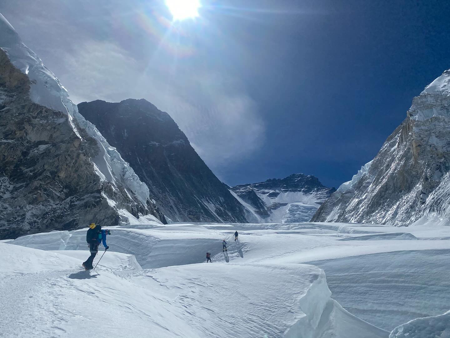 Successful Ascent of Mt. Everest on May 14 Led by Seven Summit Treks Amidst Challenging Conditions