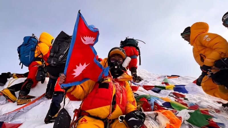 Tashi Gyalzen Sherpa Makes Jaw-Dropping Everest Record – 4 Ascents in 15 Days