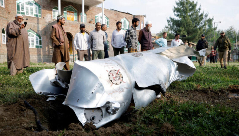 Asian Airlines Reroute Flights Amid India-Pakistan Conflict and Pakistani Airspace Closure
