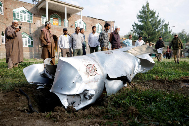 Asian Airlines Reroute Flights Amid India-Pakistan Conflict and Pakistani Airspace Closure