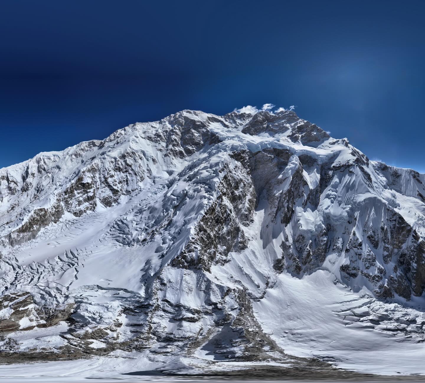 First Successful Kanchenjunga Ascent Of The Season By Ten Climbers