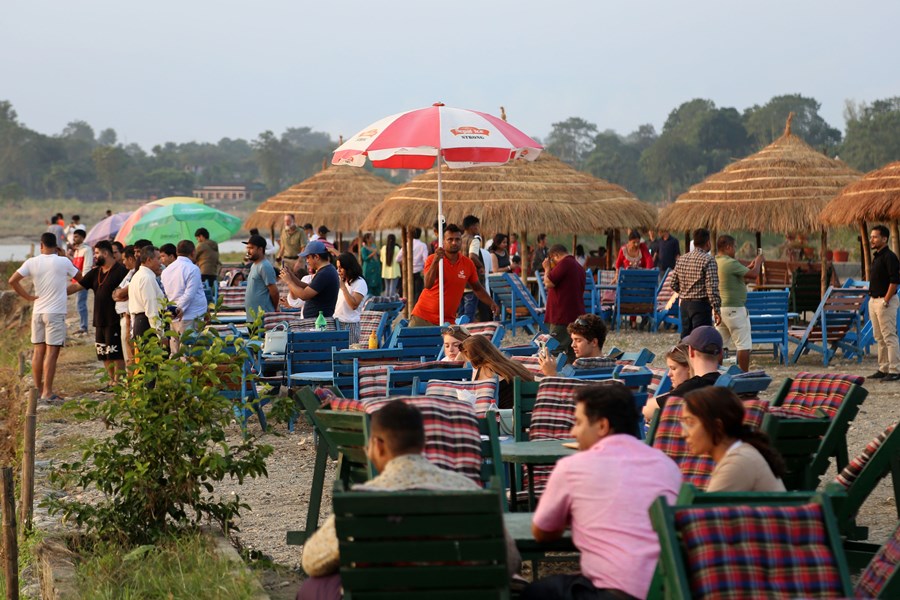 Tourist Town Sauraha Faces Unprecedented Low in Visitors During Monsoon Season