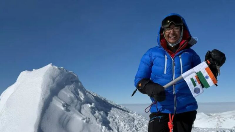 Seventeen-Year-Old Kaamya Karthikeyan Creates History by Completing the Seven Summits Challenge