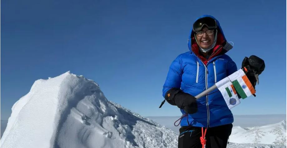 Seventeen-Year-Old Kaamya Karthikeyan Creates History by Completing the Seven Summits Challenge
