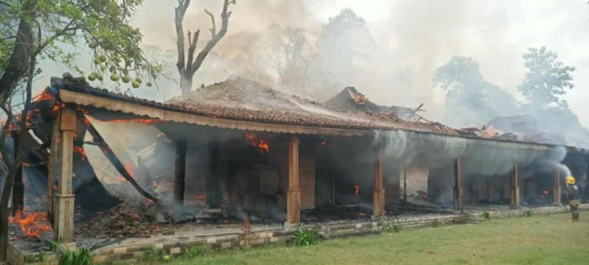 Massive Fire Breaks Out at Bagaincha Adventure Resort in Nawalpur’s Harkapur