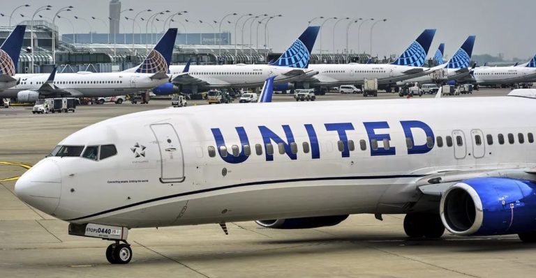 Nationwide Disruption: United Airlines Grounds Flights Amid Major System Failure
