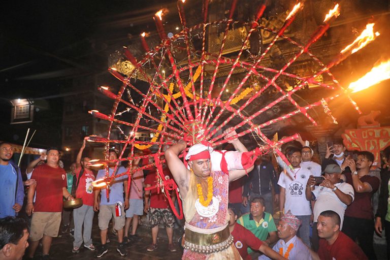 Thimi Thrills With the Daring ‘Yenya Punhi Mye Pwa: Khanegu Jatra’ Tongue Piercing Festival