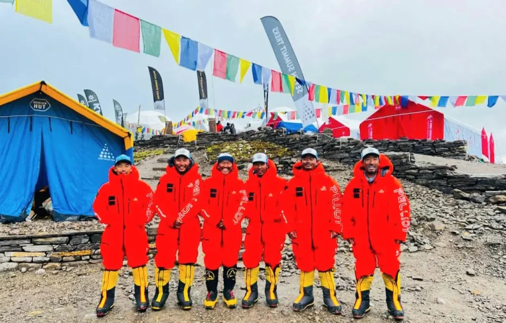 Manaslu: Rope-Fixing Team Opens Autumn 2025 Climbing Route at 8,163m