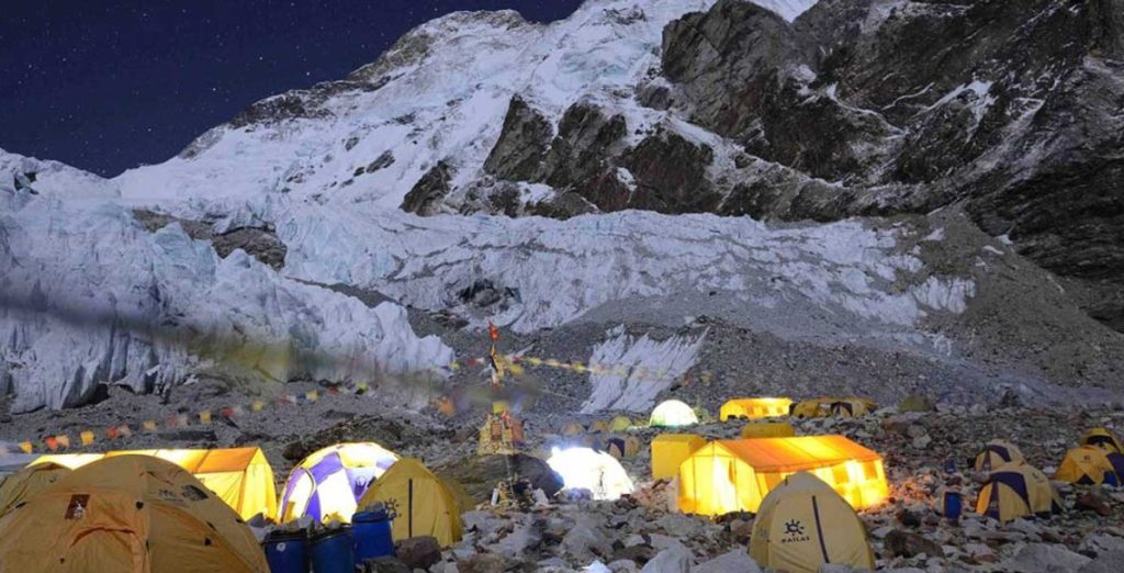 Authorities Urge Caution as Rain and Snow Affect High Himalayan Regions