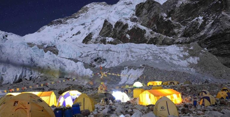 Authorities Urge Caution as Rain and Snow Affect High Himalayan Regions