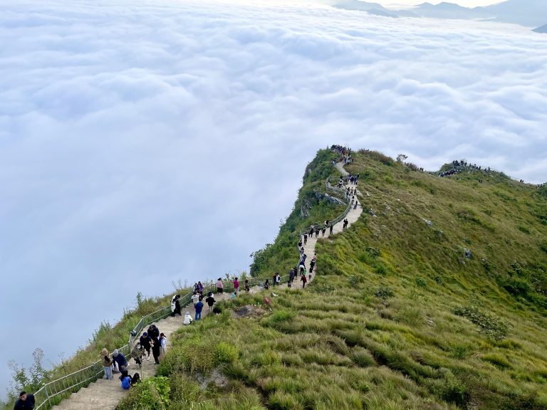 Manungkot: Nepal’s Hidden Paradise Above the Clouds