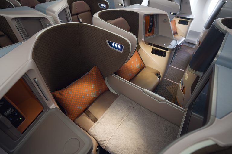Singapore Airlines Launches Massive Wide-Body Flights to Kathmandu
