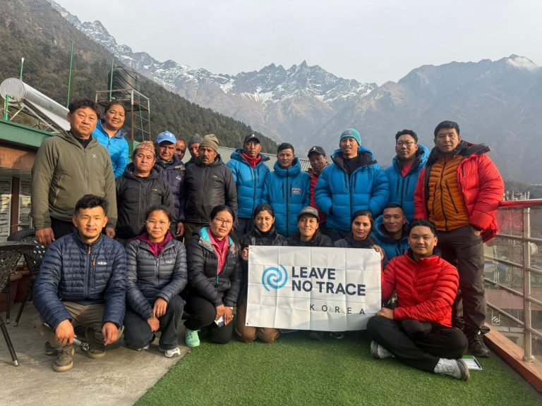SPCC Partners with Leave No Trace Korea to Promote Environmental Awareness in the Everest Region