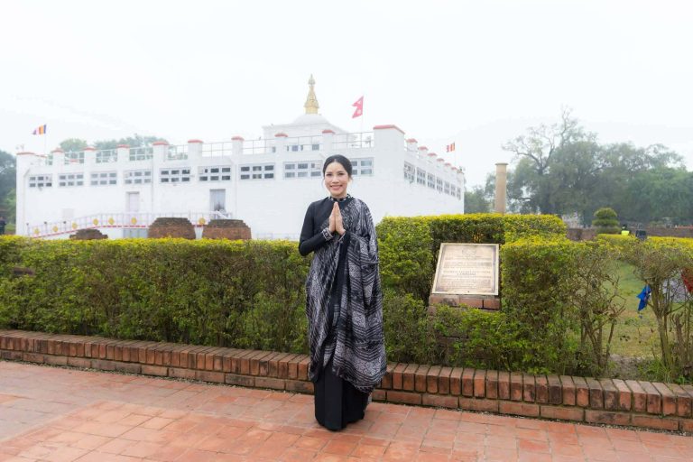 Thai Royal Noble Consort Sineenat Bilaskalyani Visits Lumbini
