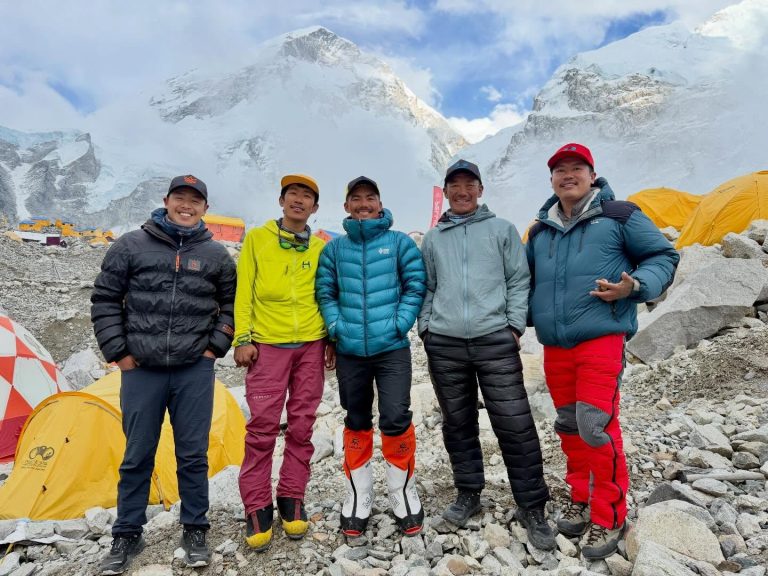 Mount Everest Route Sees Major Breakthrough as Sherpa Team Advances Climbing Path Toward Camp I