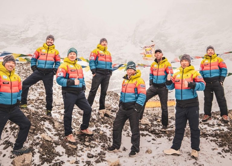 Unstable Serac Delays Route Fixing on Everest, Raising Safety Concerns