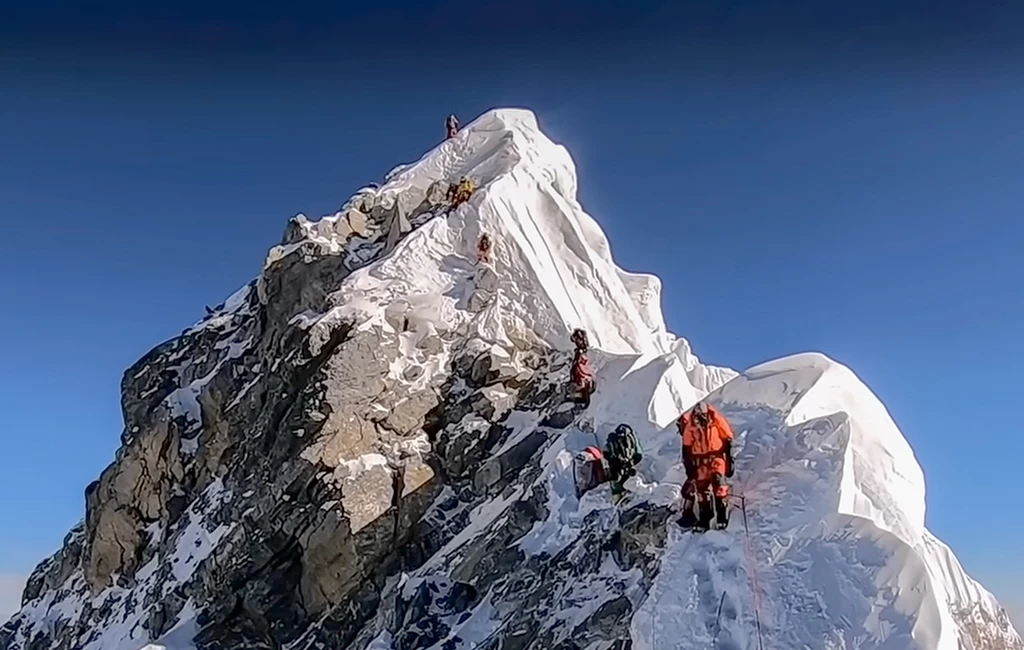 Lobuche