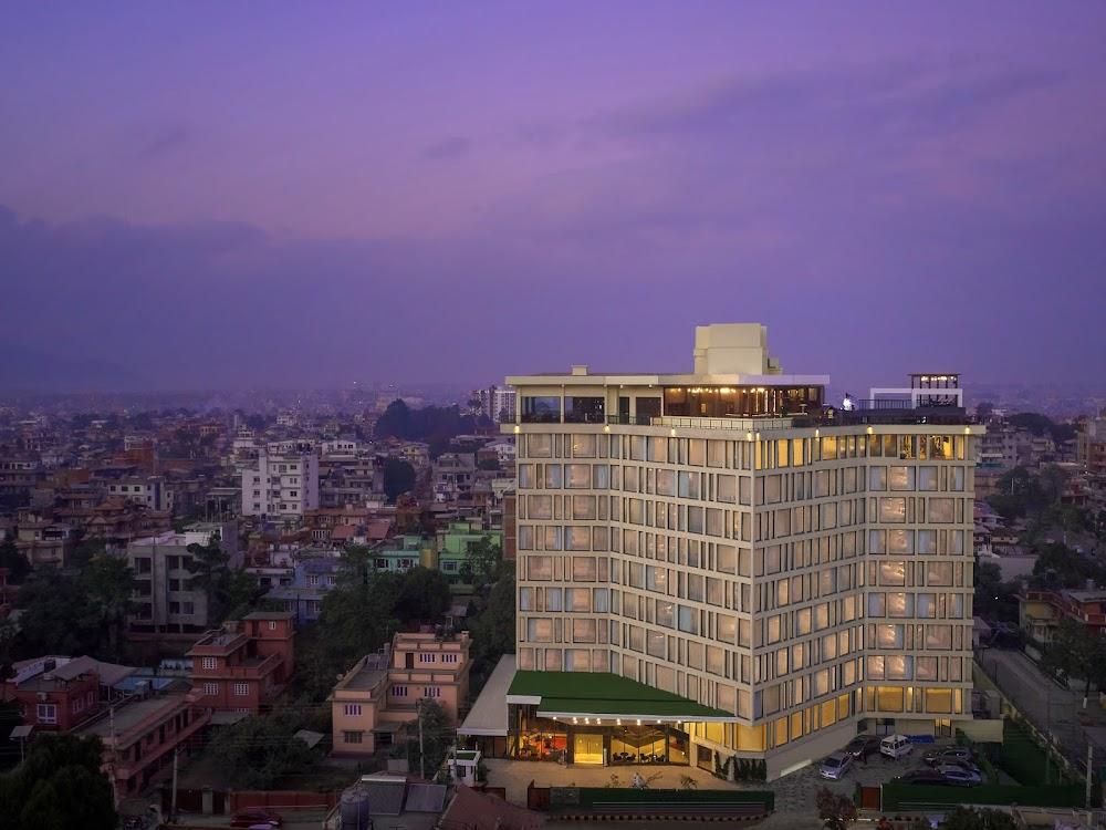 R & R Hotels