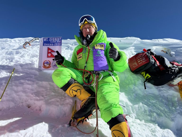 Chinese Climber Sets Historic Everest-Lhotse Double Record