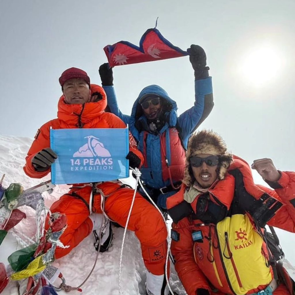 Makalu Summit