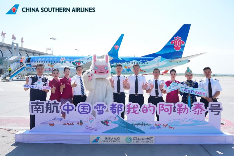 China Southern Airlines Launches Altay-Themed Aircraft to Boost Tourism and Showcase Northern Xinjiang’s Regional Identity