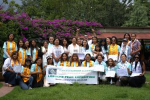 GIA’s All-Women Team Successfully Summits Lobuche Peak, Promoting Female Leadership in Mountaineering