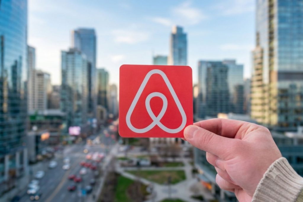 Short-Term Rental Platforms Challenge Hotels Ahead of FIFA World Cup