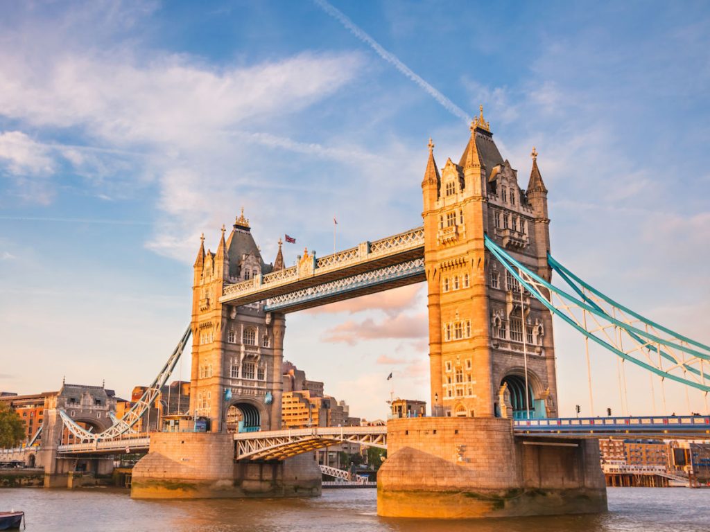 UK Eases Visa Access for Filipino Travellers