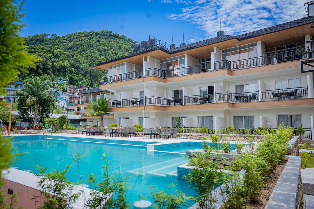 Majestic Lake Front Hotel Joins Pumdi Bhumdi Mountain Race as Hospitality Partner