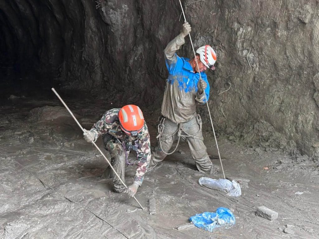 NNMGA and NMIA Search & Rescue Team Begins Operation in Flood-Hit Chilime Hydropower Area